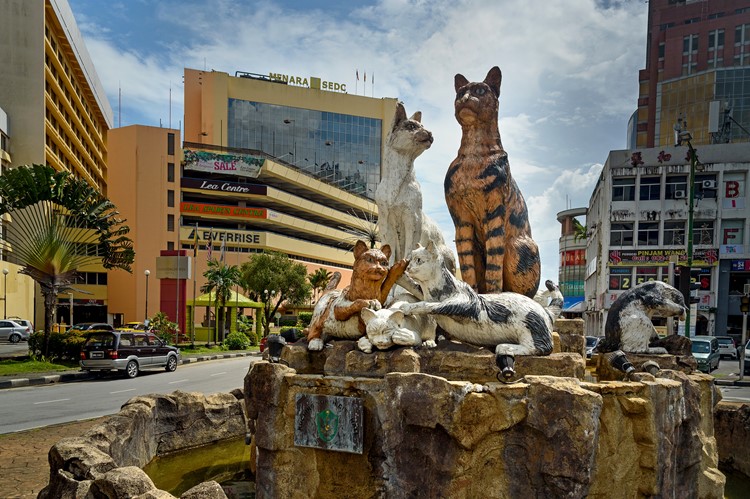 Prominent kattenstandbeeld in Kuching
